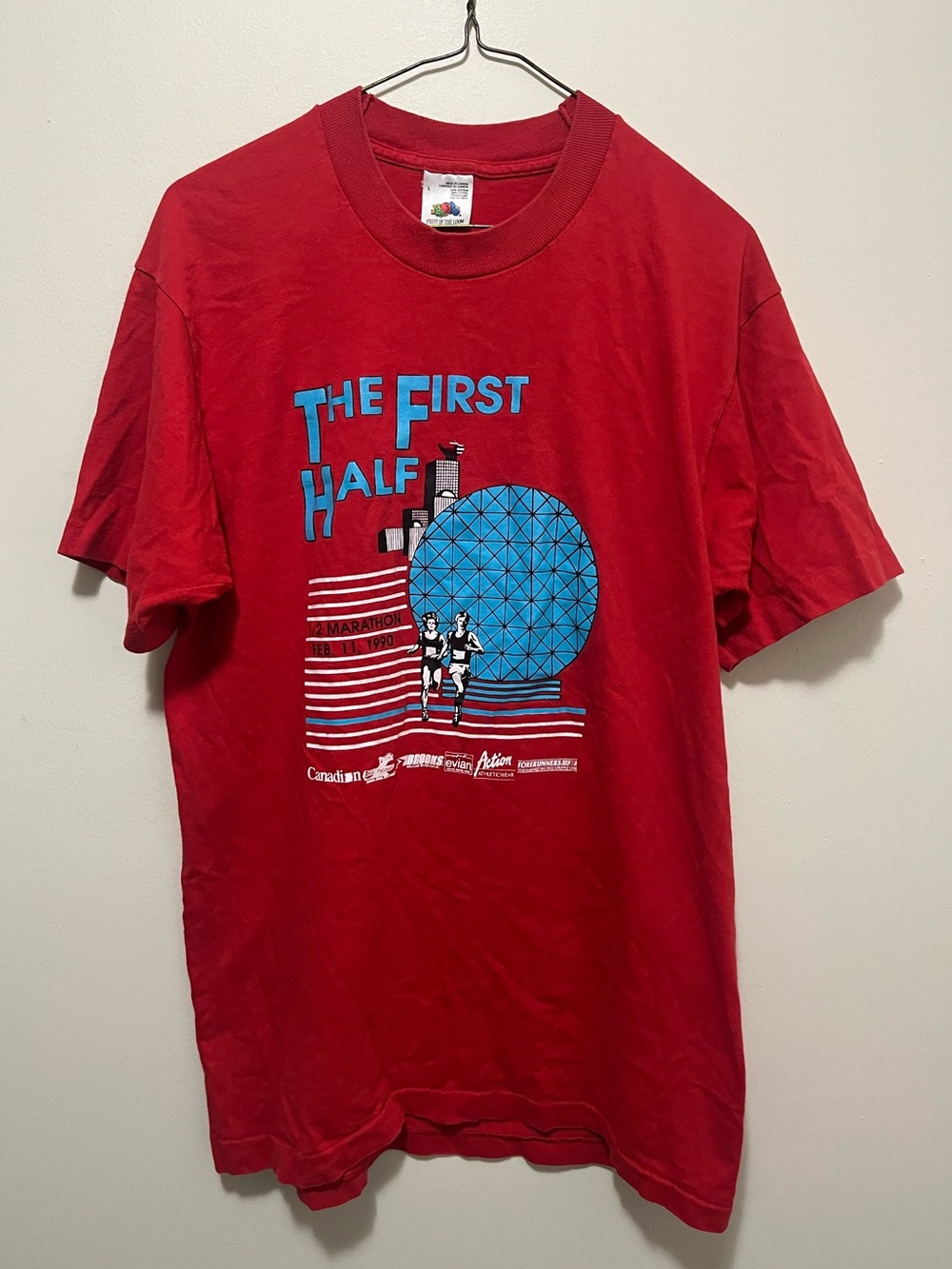 Fruit of the Loom Red Short Sleeve Graphic Tee with Blue Print